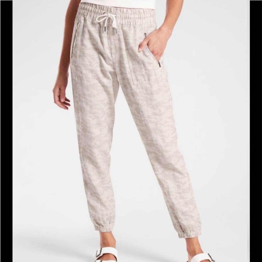 Athleta Cabo Tide linen joggers